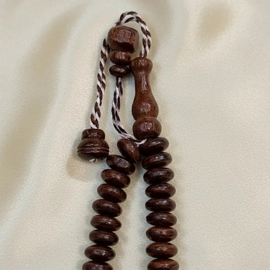 Oud Wood Tasbih – Oud Fragrance - THE RUHANI